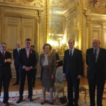 De gauche à droite : M. l’ambassadeur Jean Mendelson, M. Michel Dancoisne-Martineau, SAI la Princesse Napoléon, M. Christian Masset, secrétaire général du ministère des Affaires étrangères, et M. Victor-André Masséna, prince d’Essling